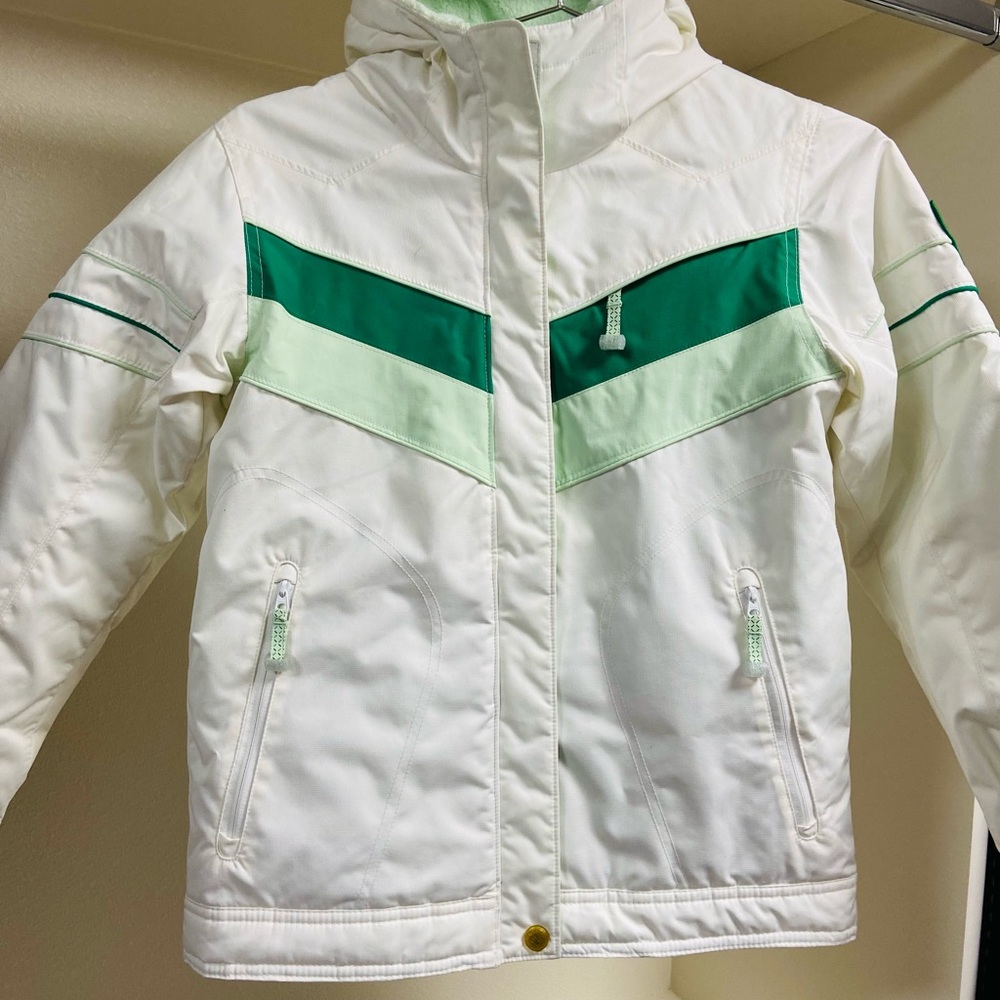 NWOT - Girls Columbia Snow Jacket